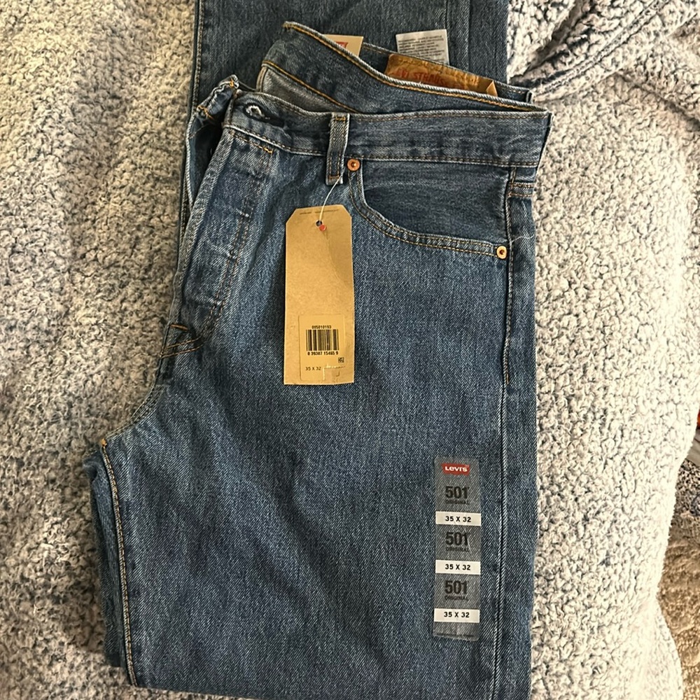 Levi 501 Signature Button-fly mens jeans size 35 x32